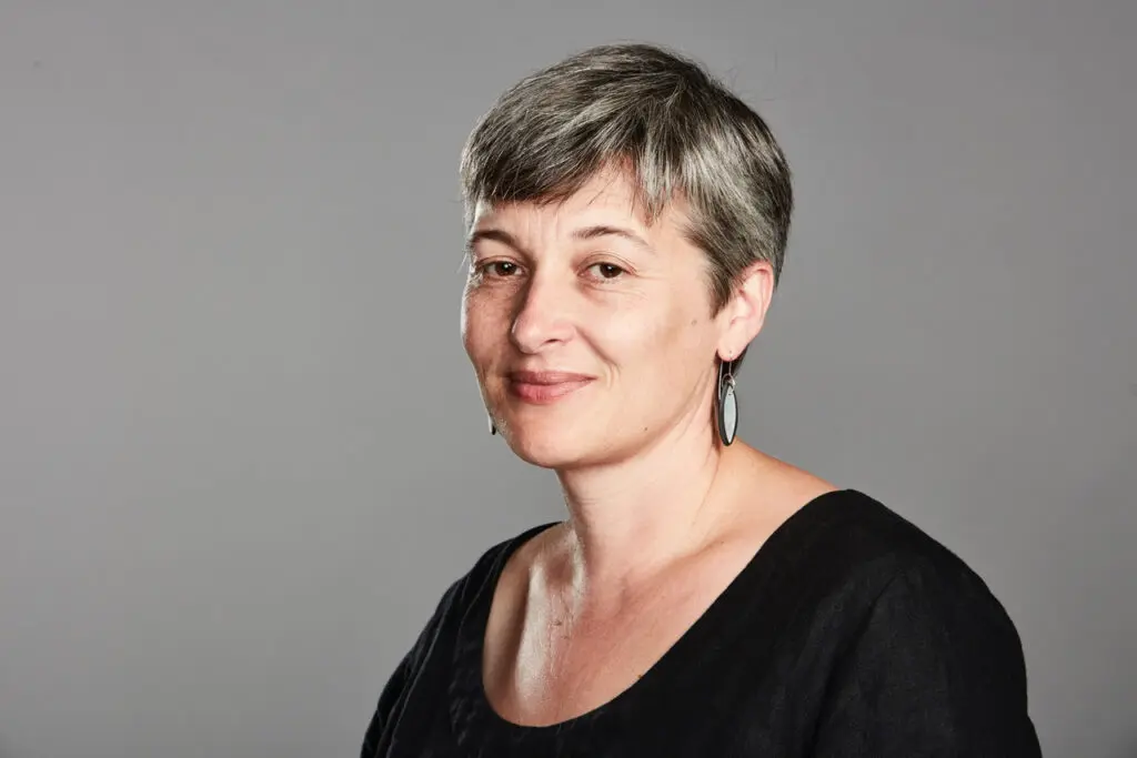 Sian Alexander headshot