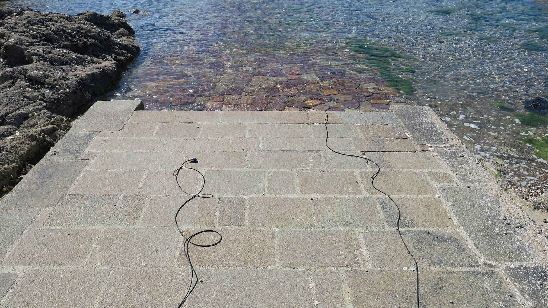 hydrophone recording outdoors